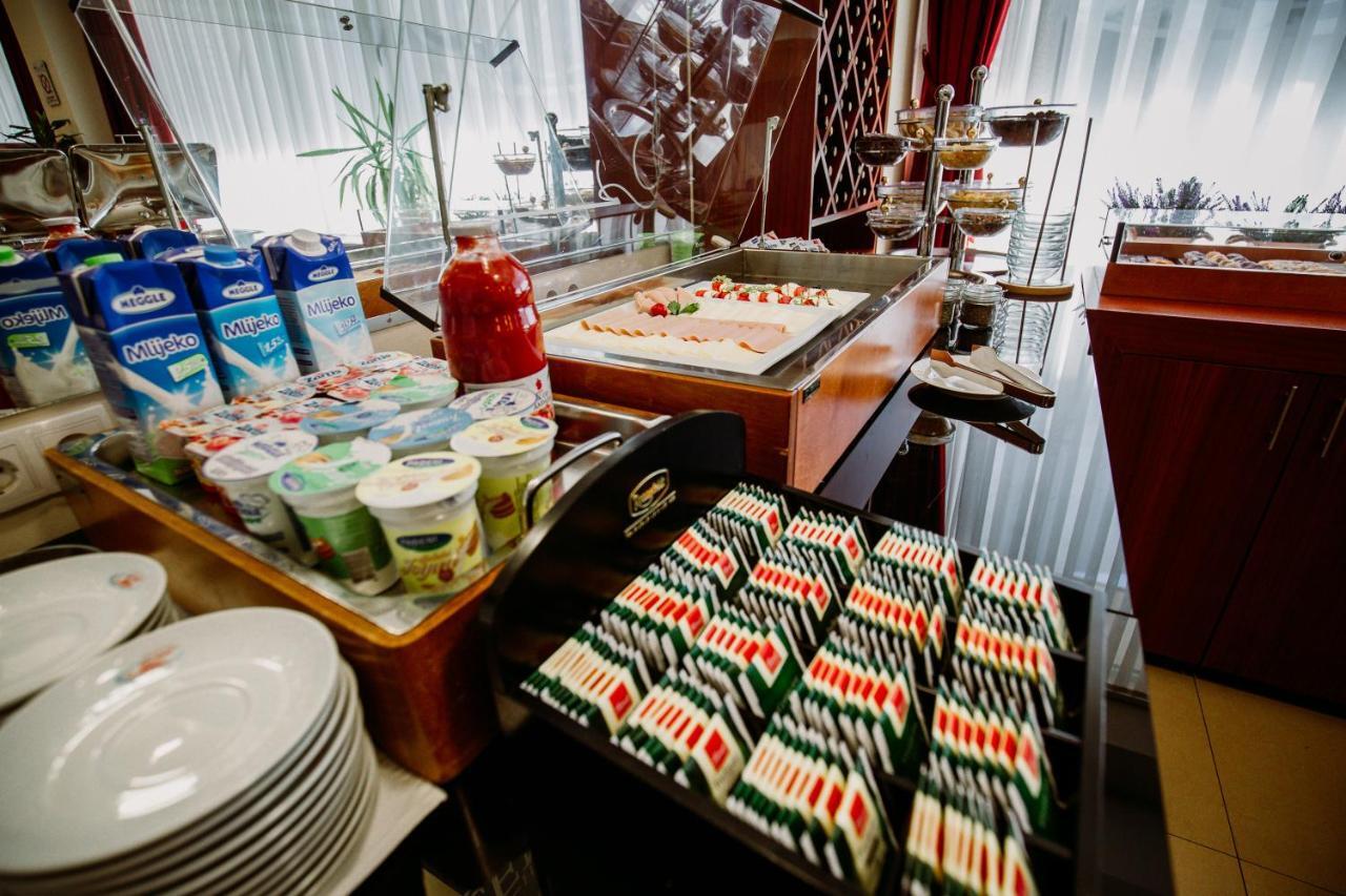 Hotel Jelena Brčko Dış mekan fotoğraf