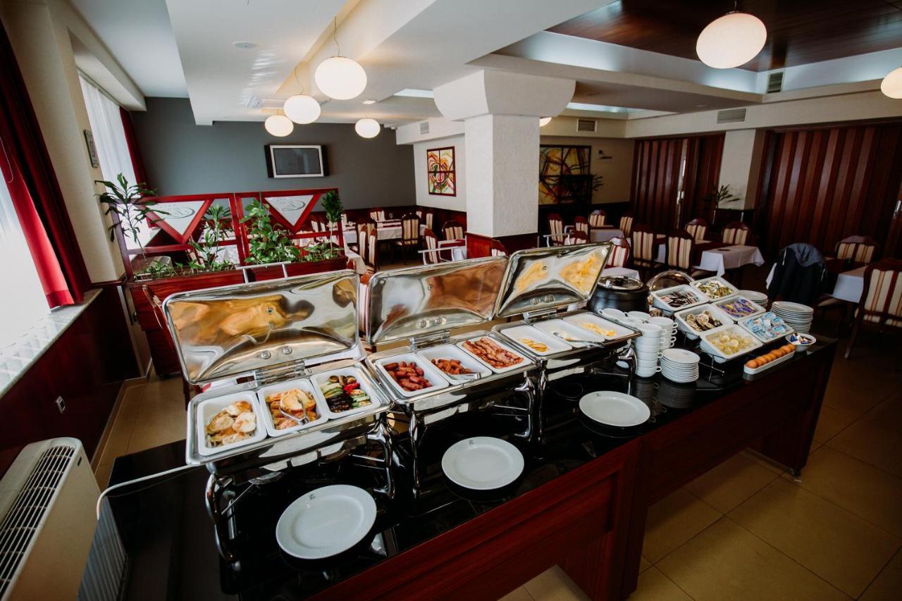 Hotel Jelena Brčko Dış mekan fotoğraf